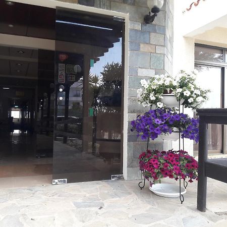 Harry'S Hotel Протарас Экстерьер фото